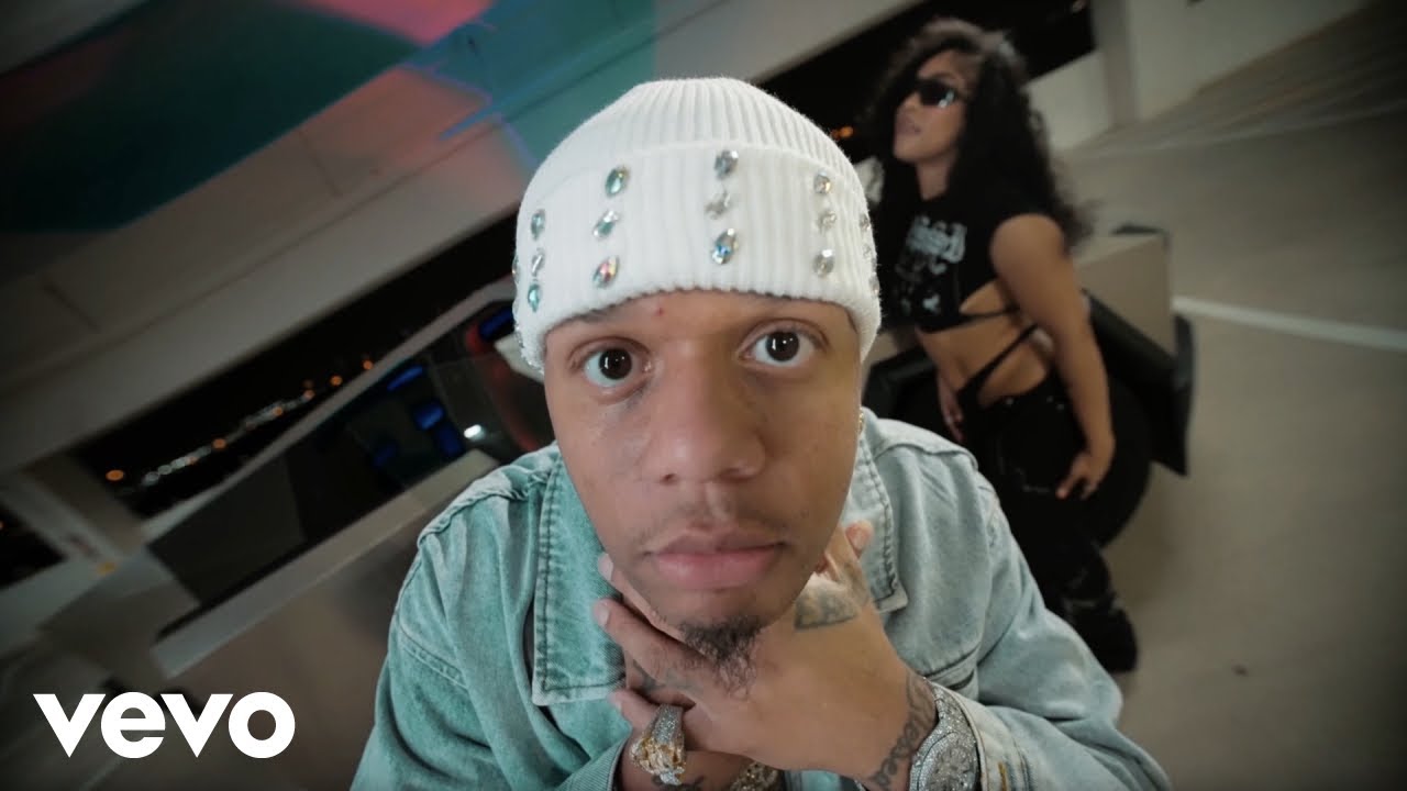 Yella Beezy - The 1 ft. Trapboy Freddy
