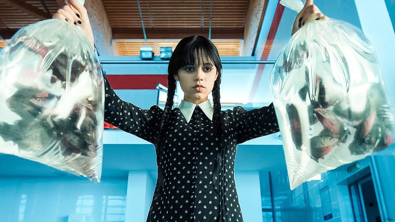 Mercredi: Saison 1 | Enti&egrave;rement en Fran&ccedil;ais | R&eacute;sum&eacute;s de Films