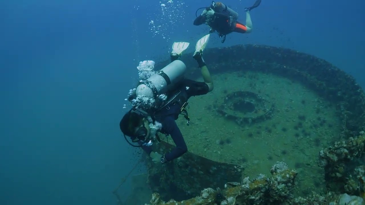HTMS Chang wreck, one of the best wreck dives in Thailand!