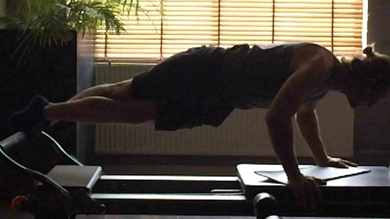 Tempo Pilates &ndash; Snake on a reformer