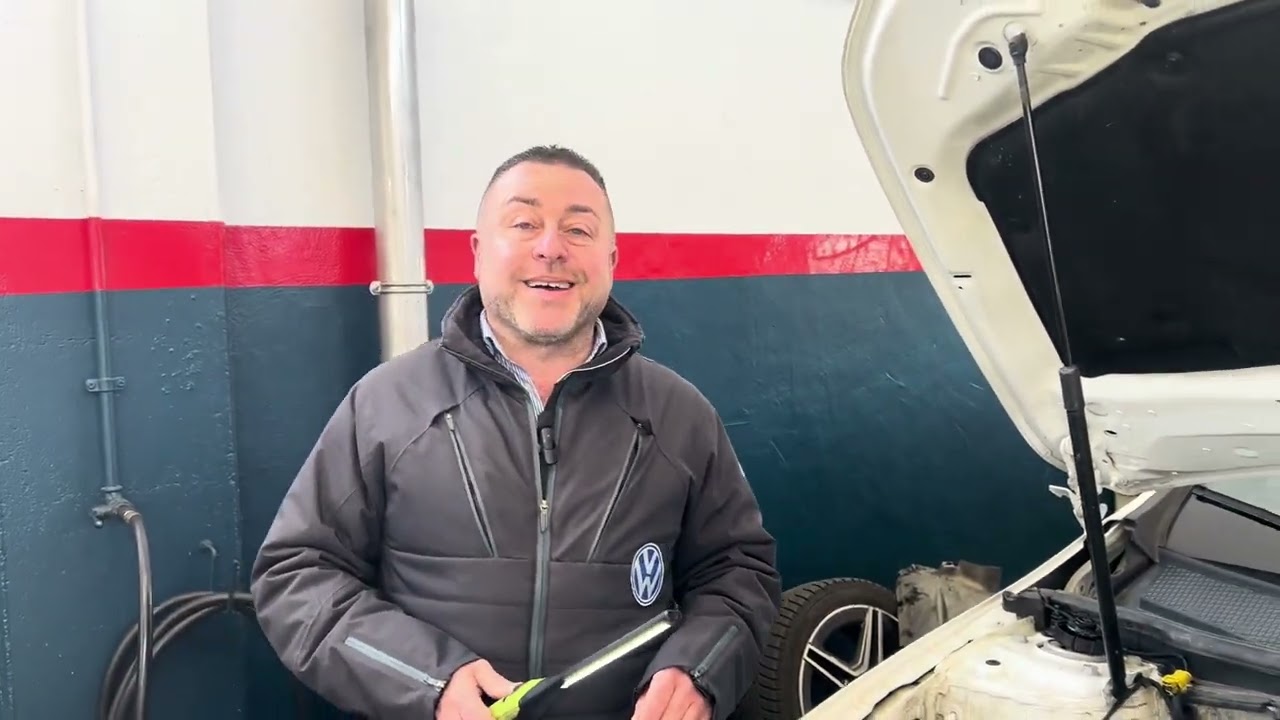 Controllate sempre la cinghia distribuzione! Sostituzione kit su Mercedes  Classe A180 Cdi