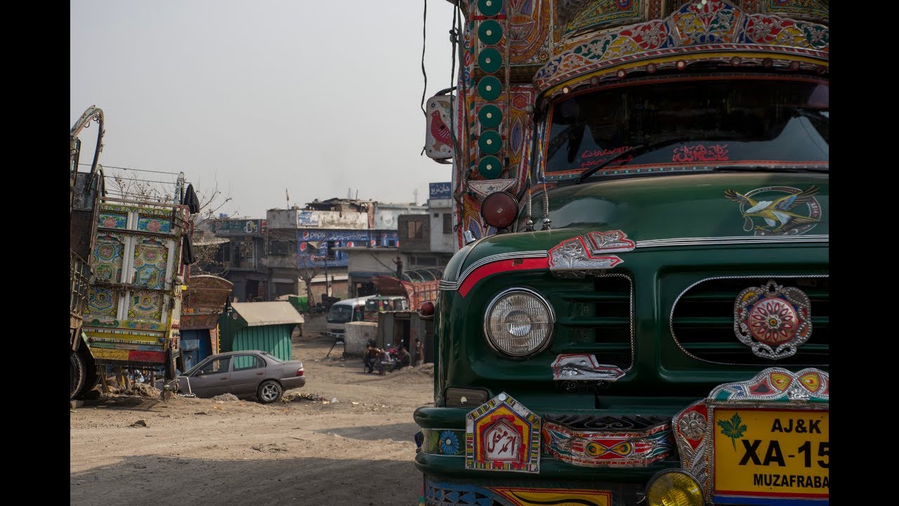 PAKISTAN TRUCK WORKSHOP