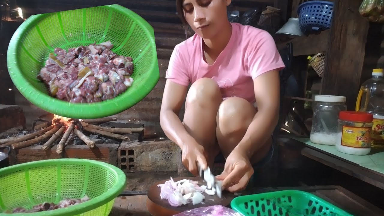 Thịt dê cũng gái xinh.qua nhà bạn chơi