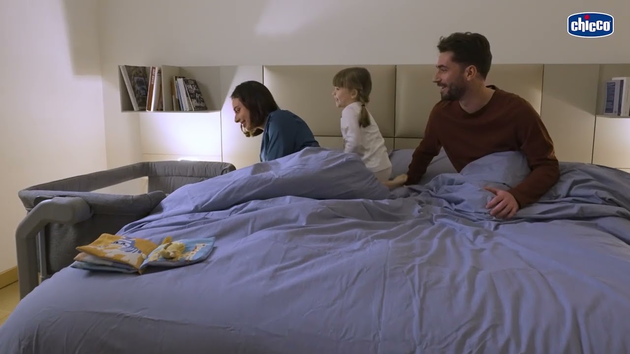 Chicco Next2Me Magic Evo, the co-sleeping crib with one-hand opening system - Chicco (English)