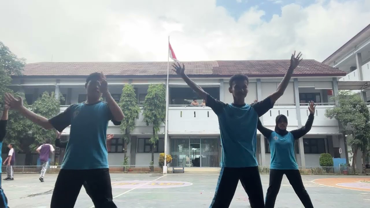 UJIAN PRAKTEK SENAM IRAMA PJOK 2026 XII.B1 Kelompok 1 #SMAN5TANGERANGSELATAN