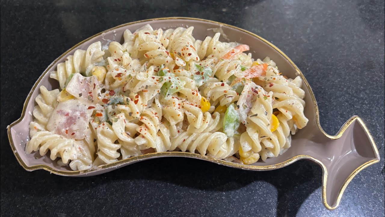 Creamy White Sauce Pasta at Home | Easy & Delicious Recipe 🍝