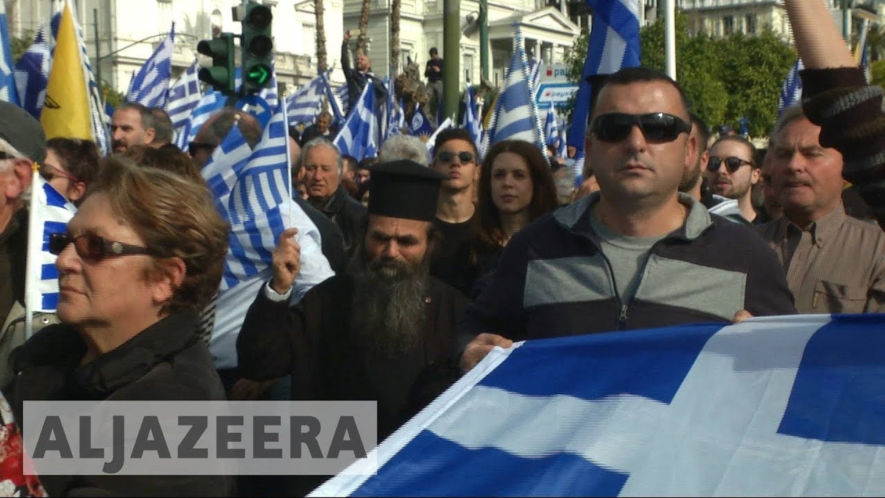 🇬🇷 Tens of thousands of Greeks protest Macedonia's name