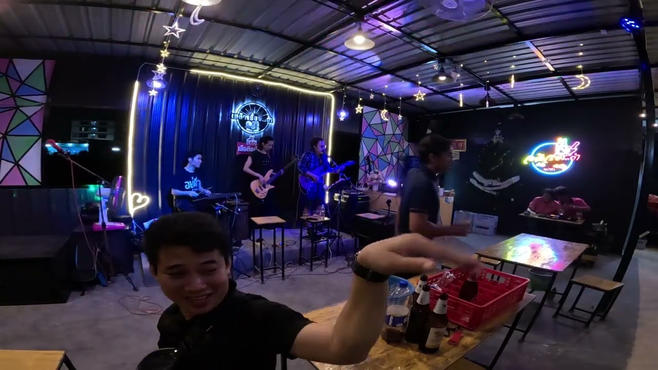 เลือกได้ไหม - ​The Must See Band x เหล้าเรื่องตำ [Live]