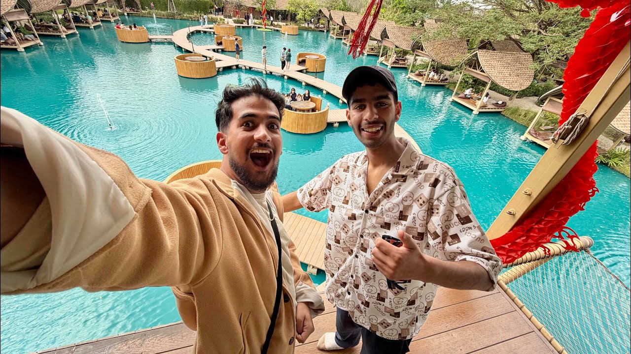 Ye kahan Pohnchgaye?😱 Maldives in Thailand 🇹🇭😍