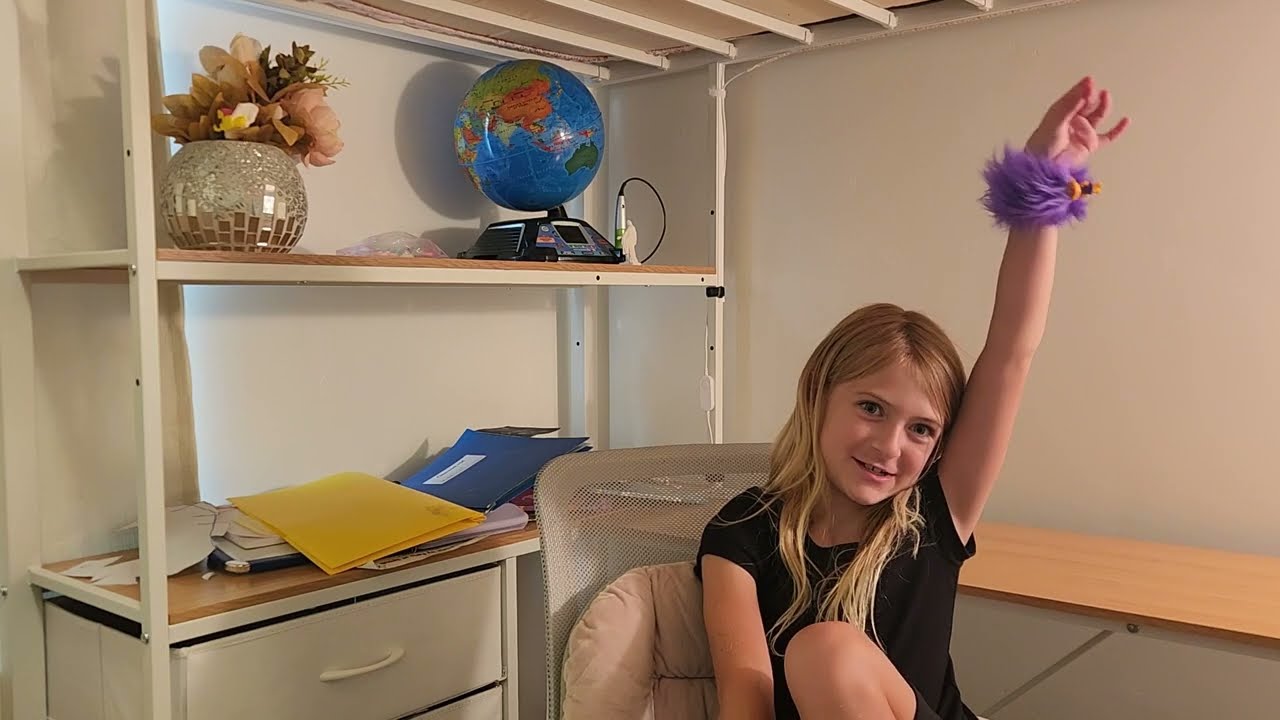 Scarlett vs. Dad Jokes
