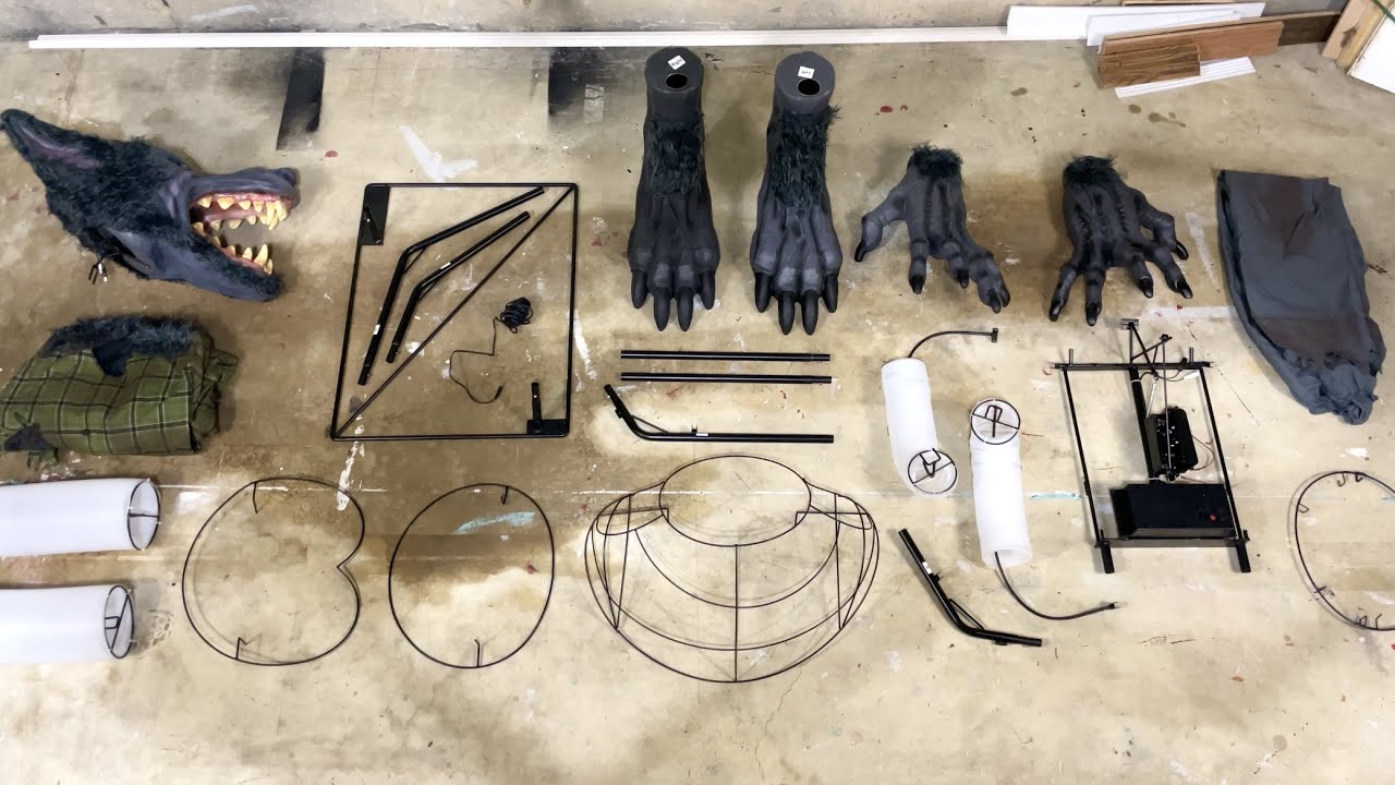 HOW TO SET UP MR. HOWLE - SPIRIT HALLOWEEN