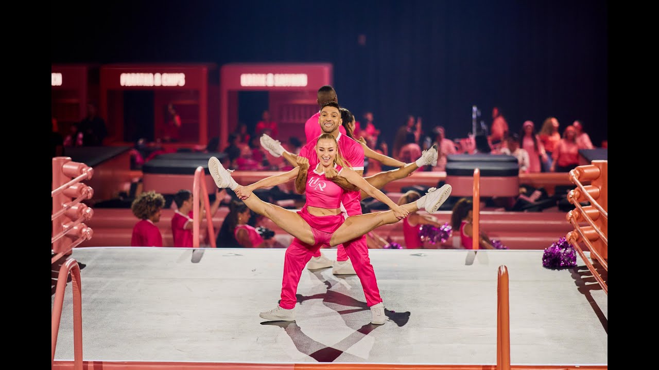 Huda Beauty Cheerleaders show in Dubai by Diverse Entertainment