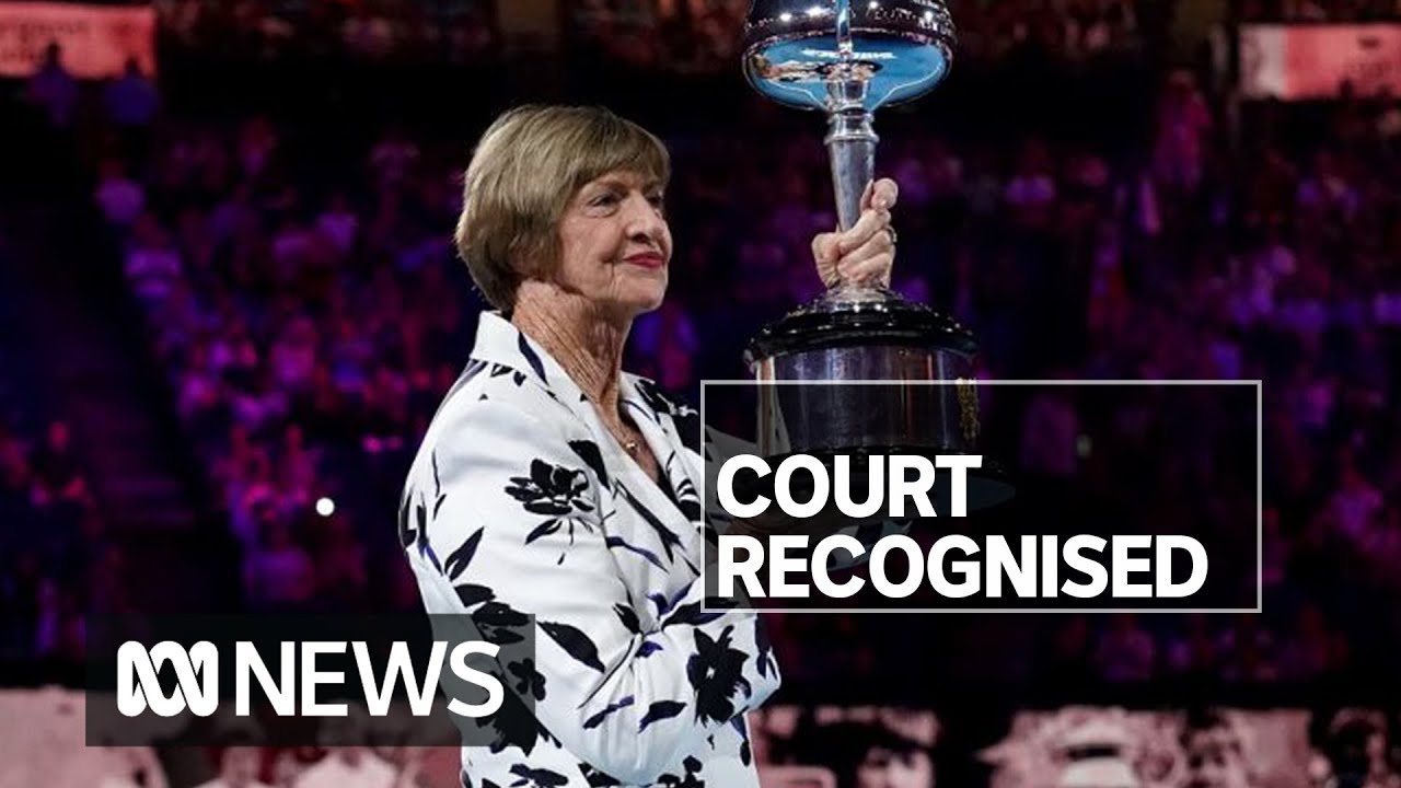 Controversial tennis great Margaret Court presented with trophy at Australian Open | ABC News