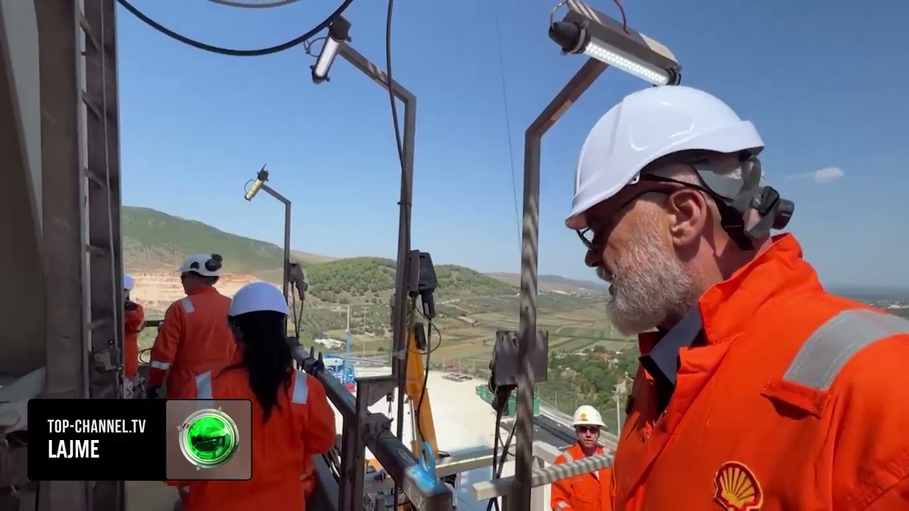 Top Channel/ Rezervë e madhe nafte nën tokë/ Në Shpirag, Rama dhe Balluku inspektojnë kërkimet