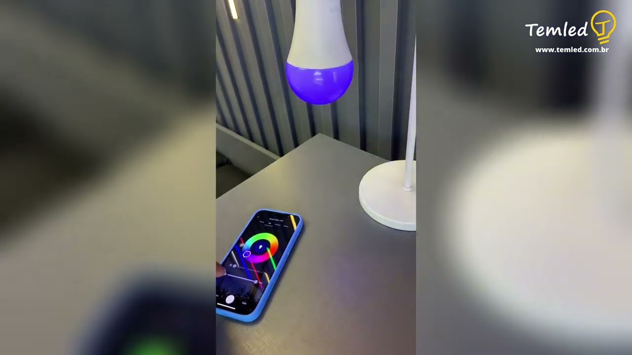 LÂMPADA DE LED BULBO INTELIGENTE SMART COLOR 15W ELGIN
