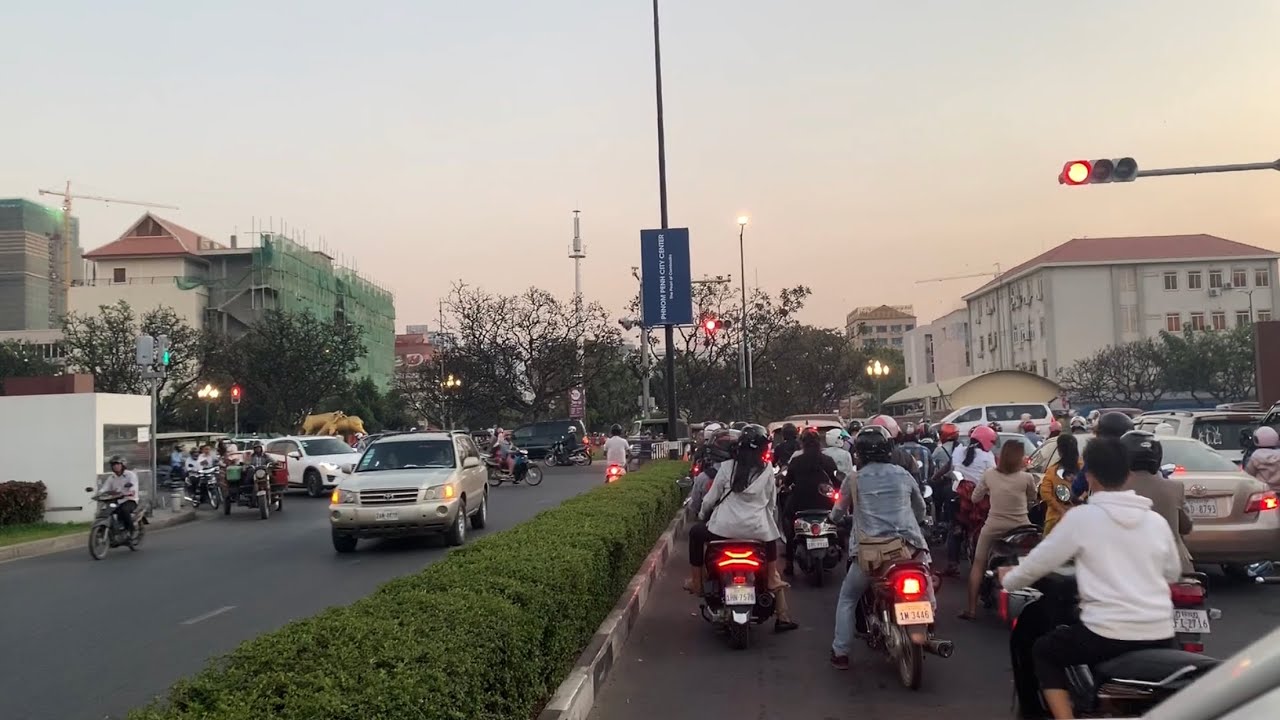 Evening Drive Tour in Phnom Penh, Cambodia 2019 | Cambodia Life