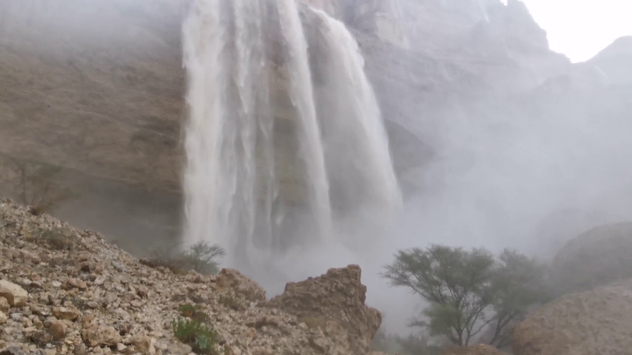 ٣-أمطار وسيول الخريبة١(شعب شعفور) Pouring rain & torrent in Alkhurayba, Yeman