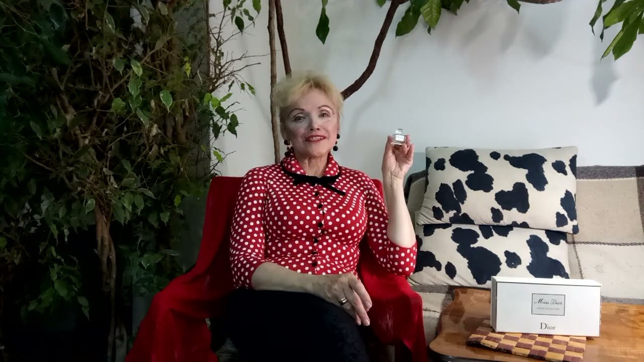 VID080 Victoria Novikova Parfume Collection - Cristian Dior - Miss Dior Eau Fraiche