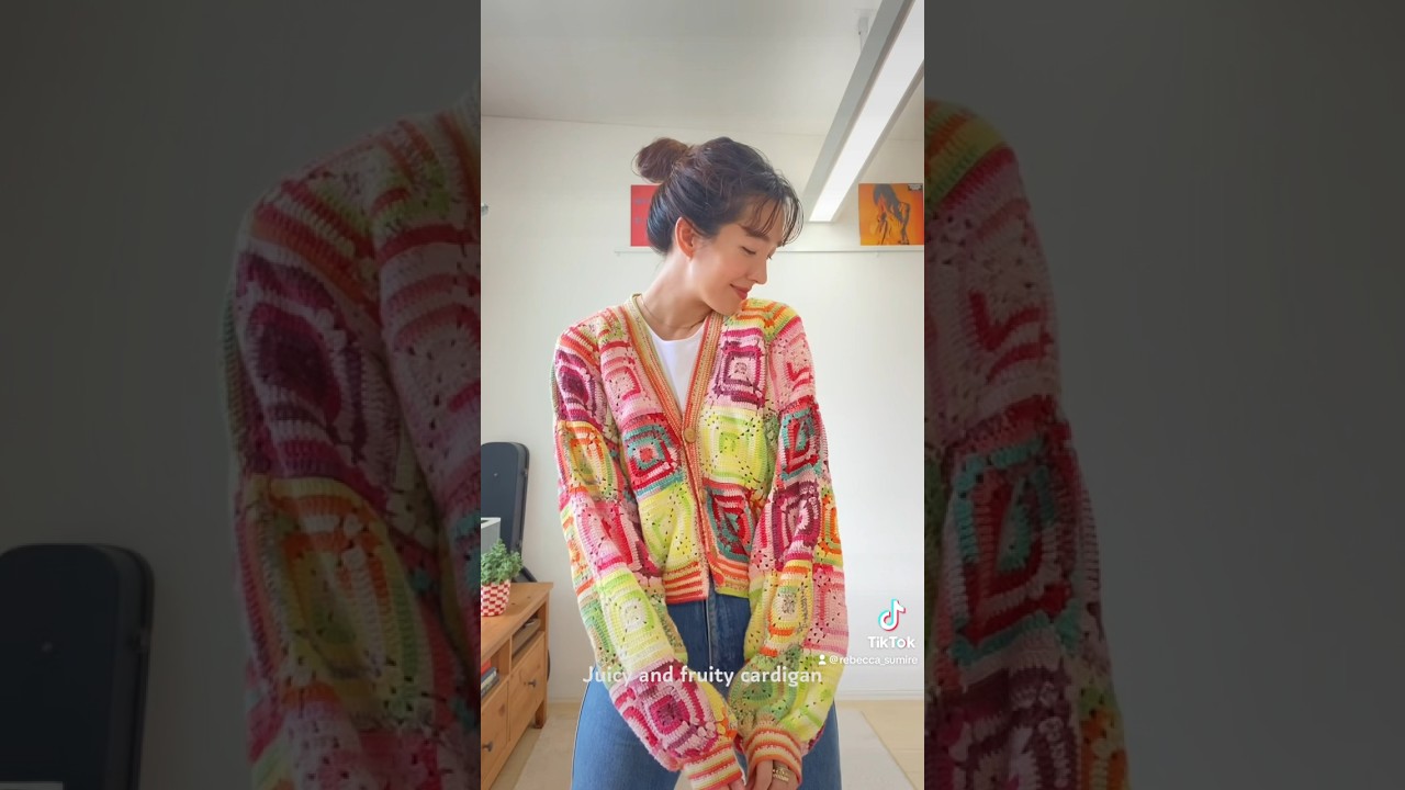 果汁100%カーディガン🥰🍉🥝🍓❤️ #かぎ編み #regia #かぎ編み初心者 #手芸 #編み物 #crochet #かぎ編みカーディガン #グラニースクエア