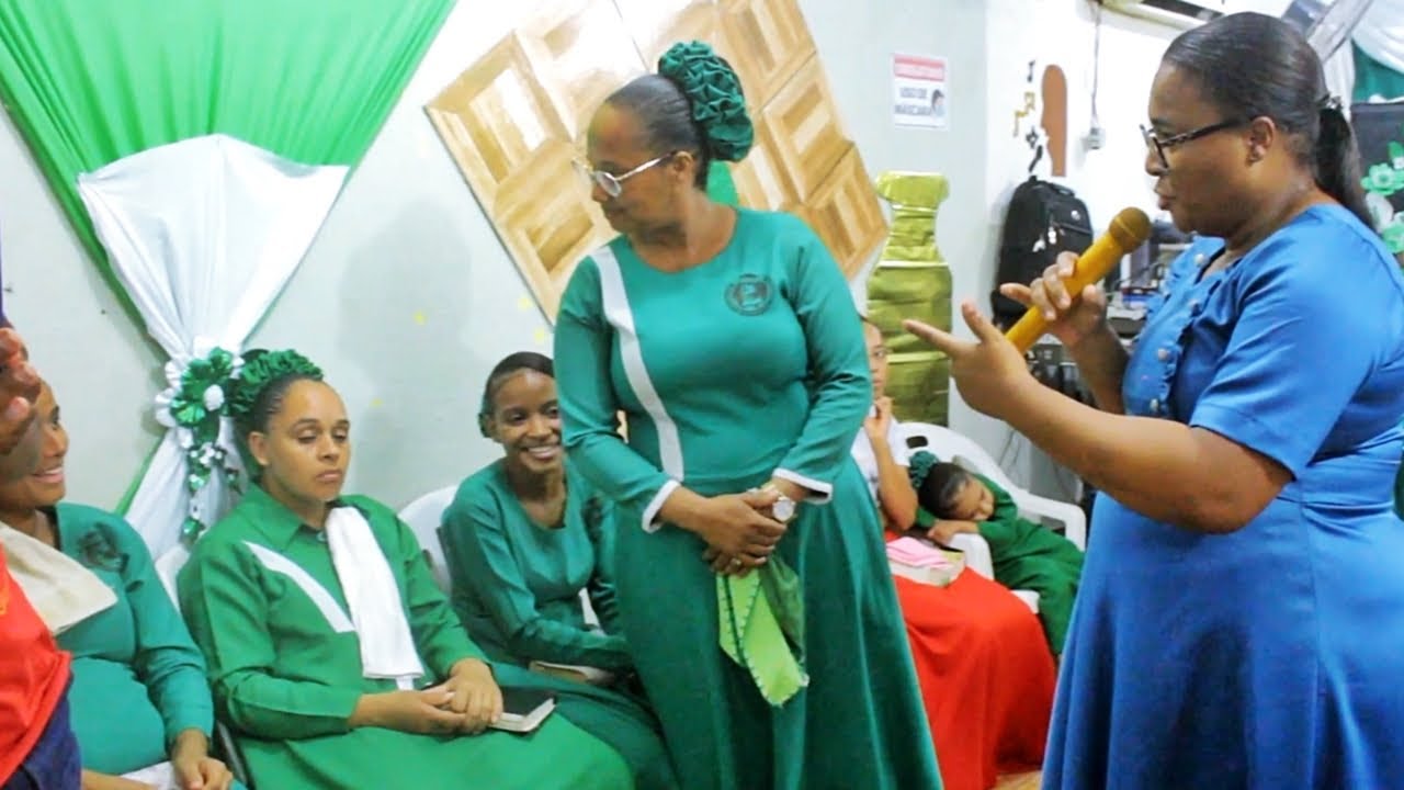 Pastora Andreia - ENCONTRO DE VASOS