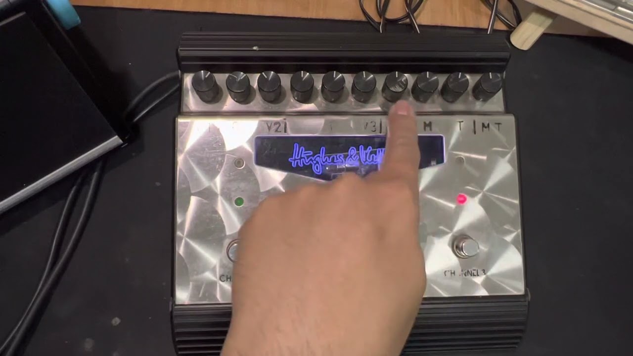 รีวิวเอฟเฟคเทพ Hughes & Kettner เอฟเฟคหลอด เสียงหัวแอมป์ตัวเดียวจบ จริงไหม.??