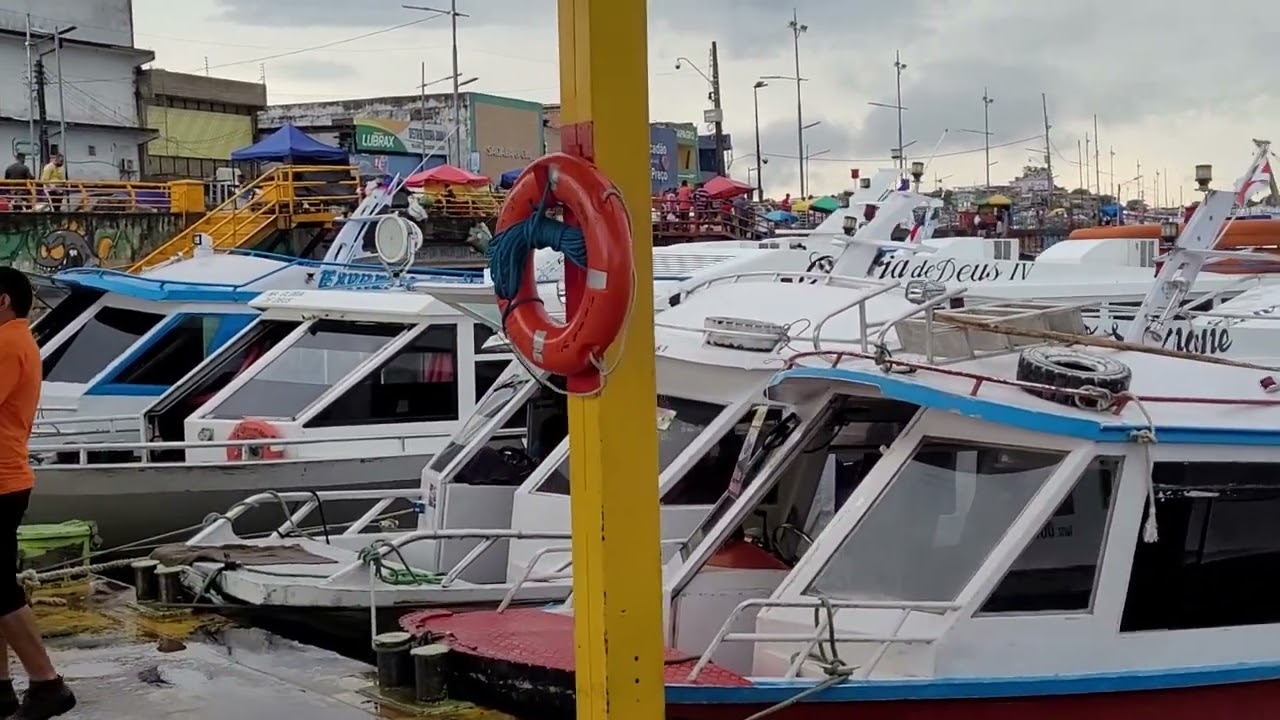 Manaus, saída pro passeio encontro das águas