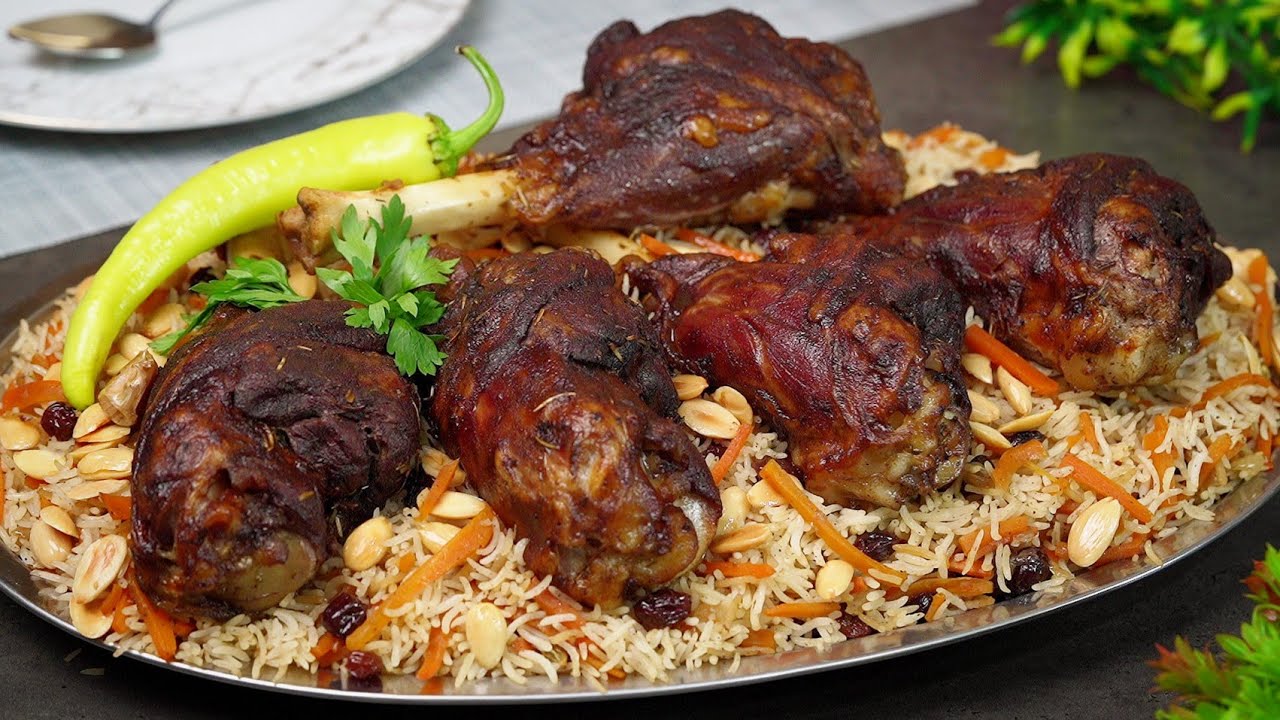 موزات مشوية فالفرن رطبة وطرية مثل الزبدة مع ألذ ارز بخاري نثري