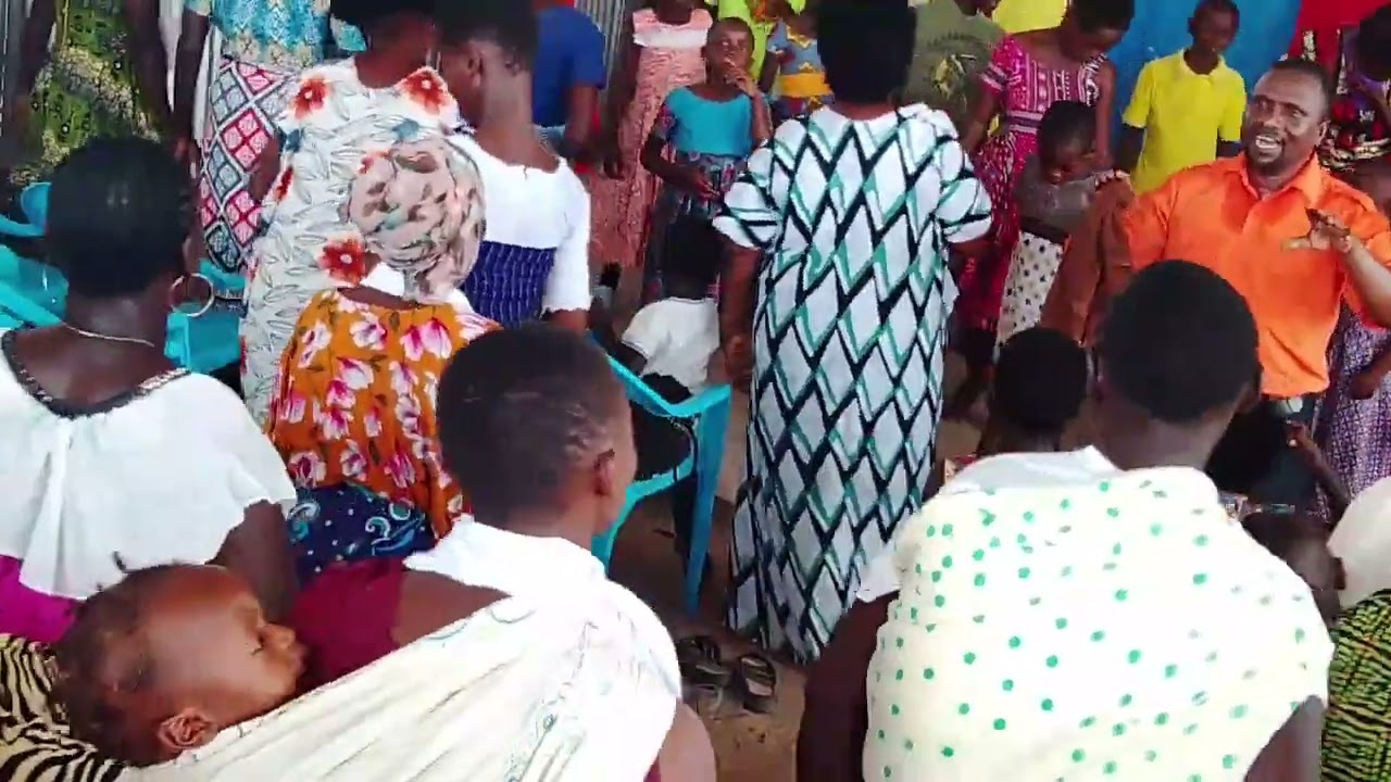 GIRIAMA PRAISE #creatorsearchinsights #duet #comedyfilms 
