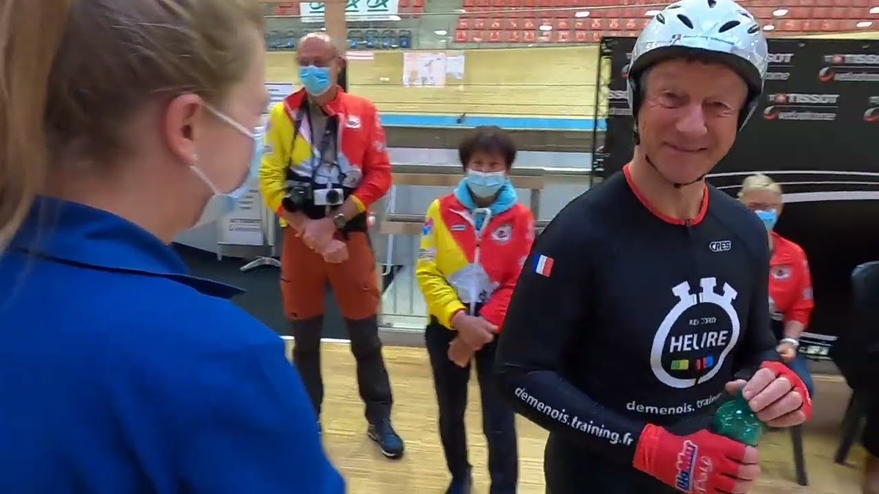 Record du monde de l'heure des + 75 ans de Jean-Pierre DEMENOIS licencié au Club Cycliste Ubaye