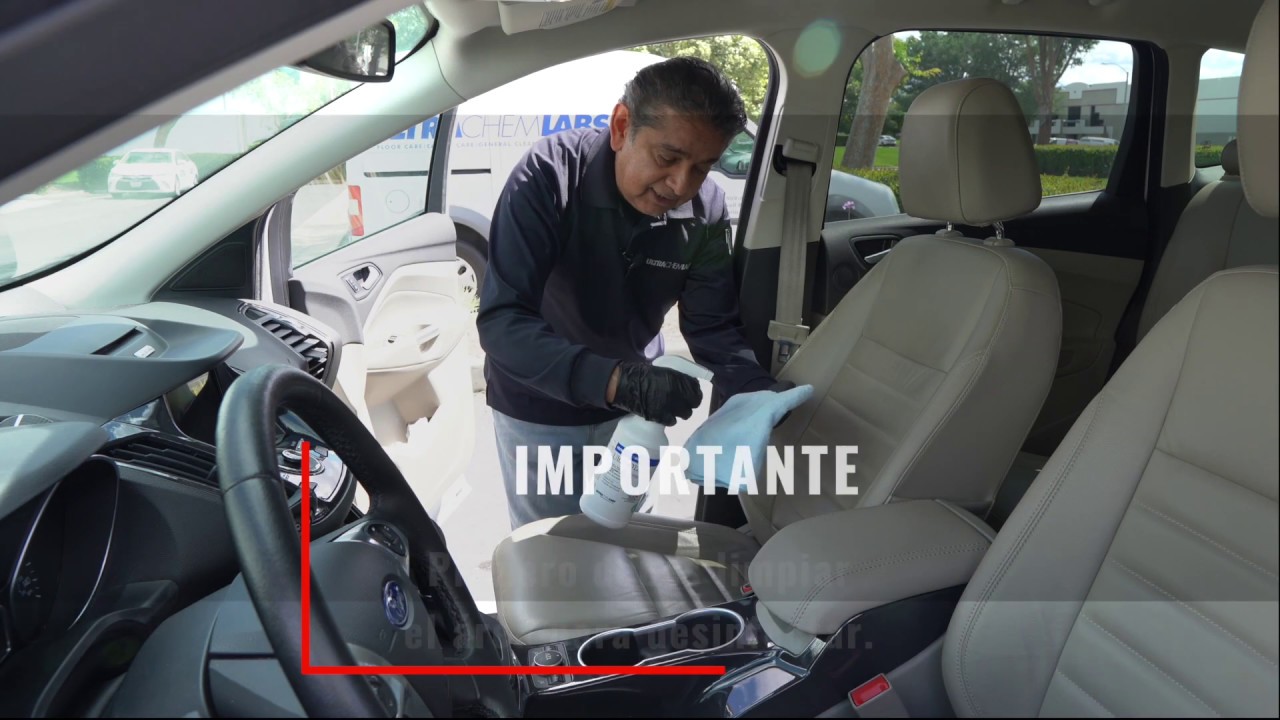 Desinfección De Un Interior De Auto