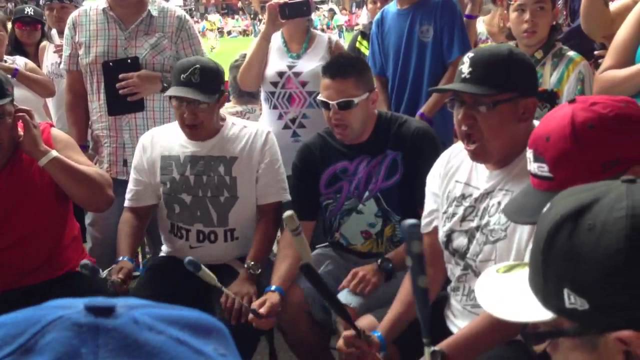 Slow Jamz Northern Cree Kamloopa pow wow 2013