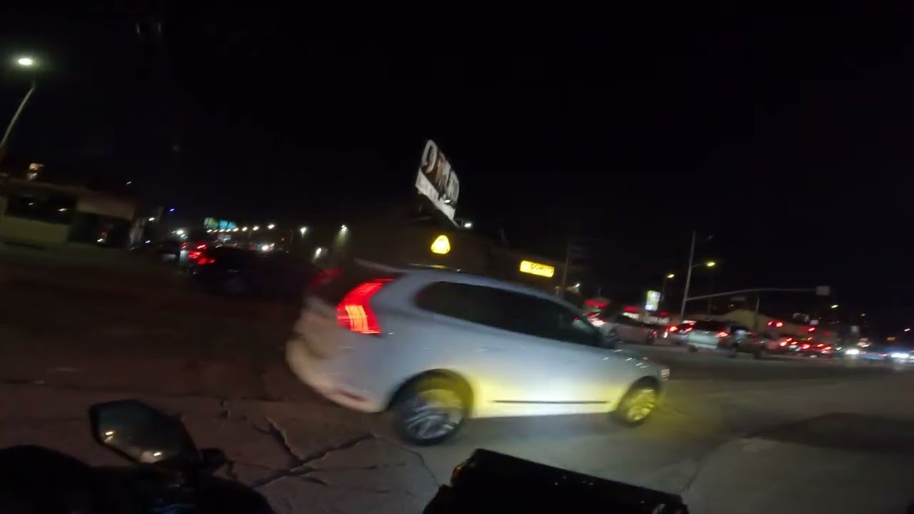 Join me on an e-bike to deliver food, explore and have fun in Los Angeles! 一起在洛杉磯送餐探索&玩得開心- 20260123