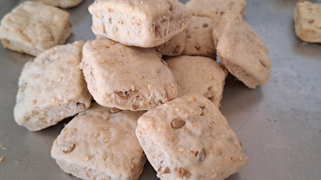 Seed crackers 😋😋