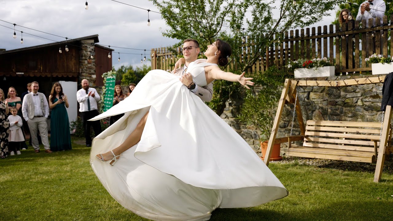 ❤ Adéla & Marek ❤ Svatební klip 🌧 7. 6. 2025