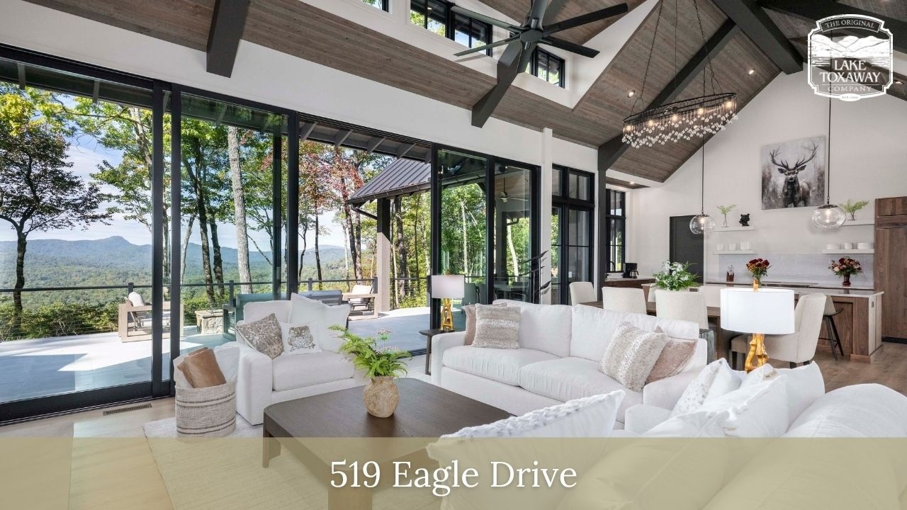 Tour a Stunning Modern Mountain Home in Western North Carolina