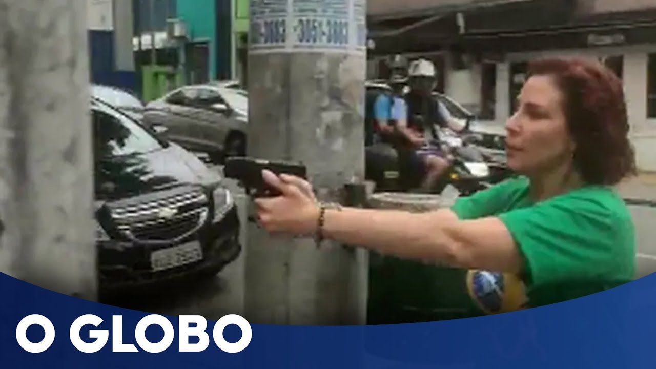 Carla Zambelli saca arma e ameaça homem em bairro de São Paulo