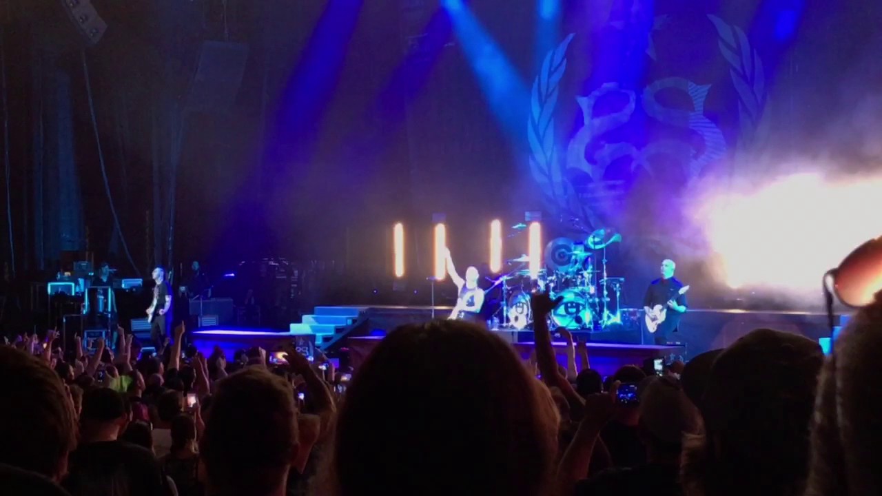 Stone Sour - Through Glass live, tribute to Chester Bennington, Mansfield, MA 7/20/17