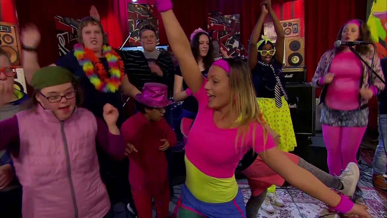Carnaval mei EspecialCare yn Noardewyn Live #omropfryslan