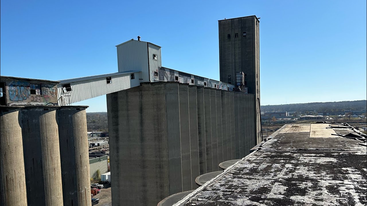 Exploring Des Moines Iowa notorious mill..