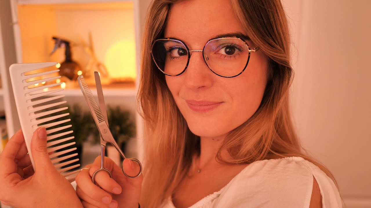 ASMR FR 🕊 TON AMIE TE COUPE LES CHEVEUX 💇🏻‍♀️ (ROLEPLAY COIFFEUR)