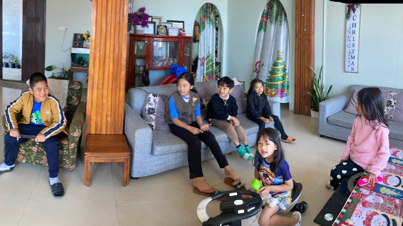 Naupang Krismas Titi leh games