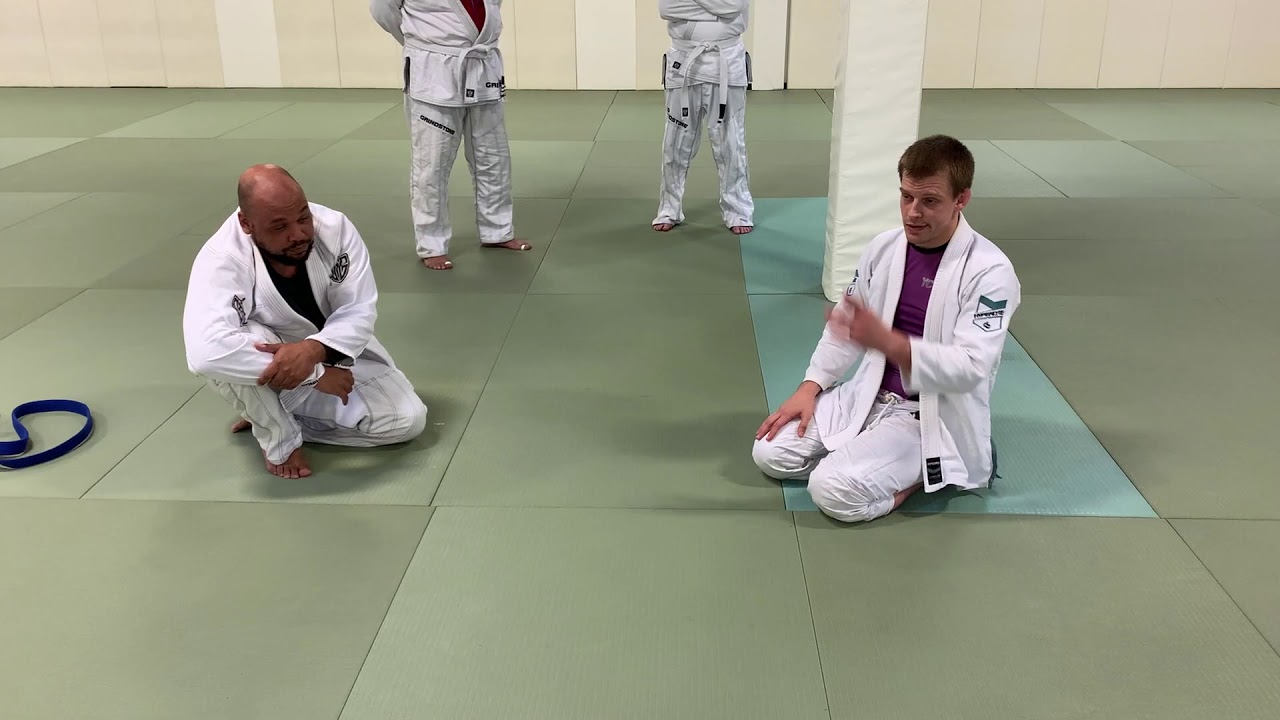 Is the Omoplata effective against larger opponents? | What is the Omoplata
