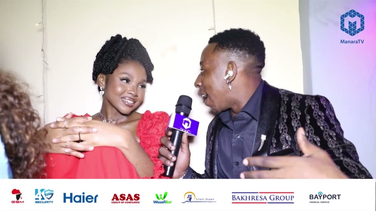EXCLUSIVE: ZUCHU AWEKA WAZI UKARIBU WAKE NA HAJI MANARA AFURAHIA KUMUIMBIA MAMA YAKE MANARA