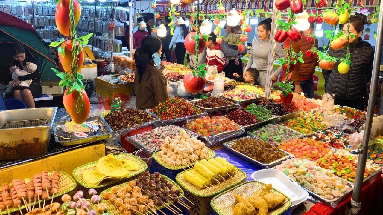 Rực rỡ khu ẩm thực tại lễ hội trái cây tỉnh Bắc Ninh 2025