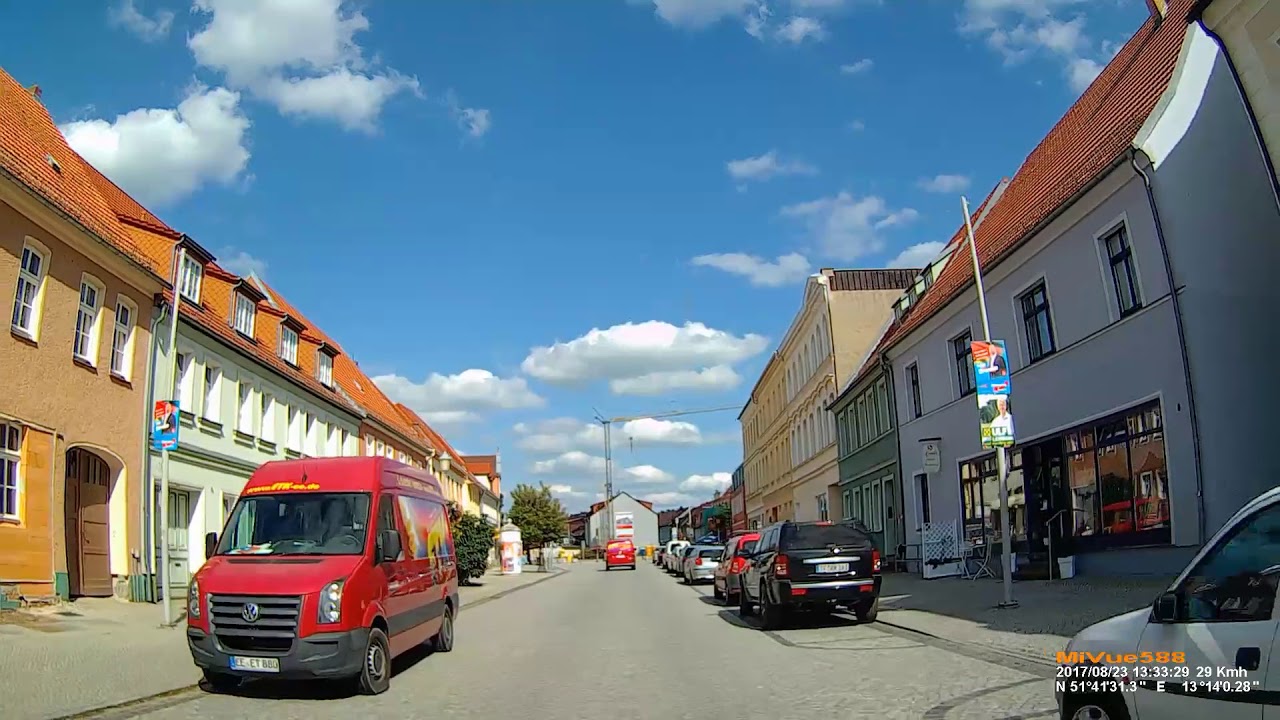 D: Kreisstadt Herzberg (Elster). Landkreis Elbe-Elster. Fahrt durch die Stadt. August 2017