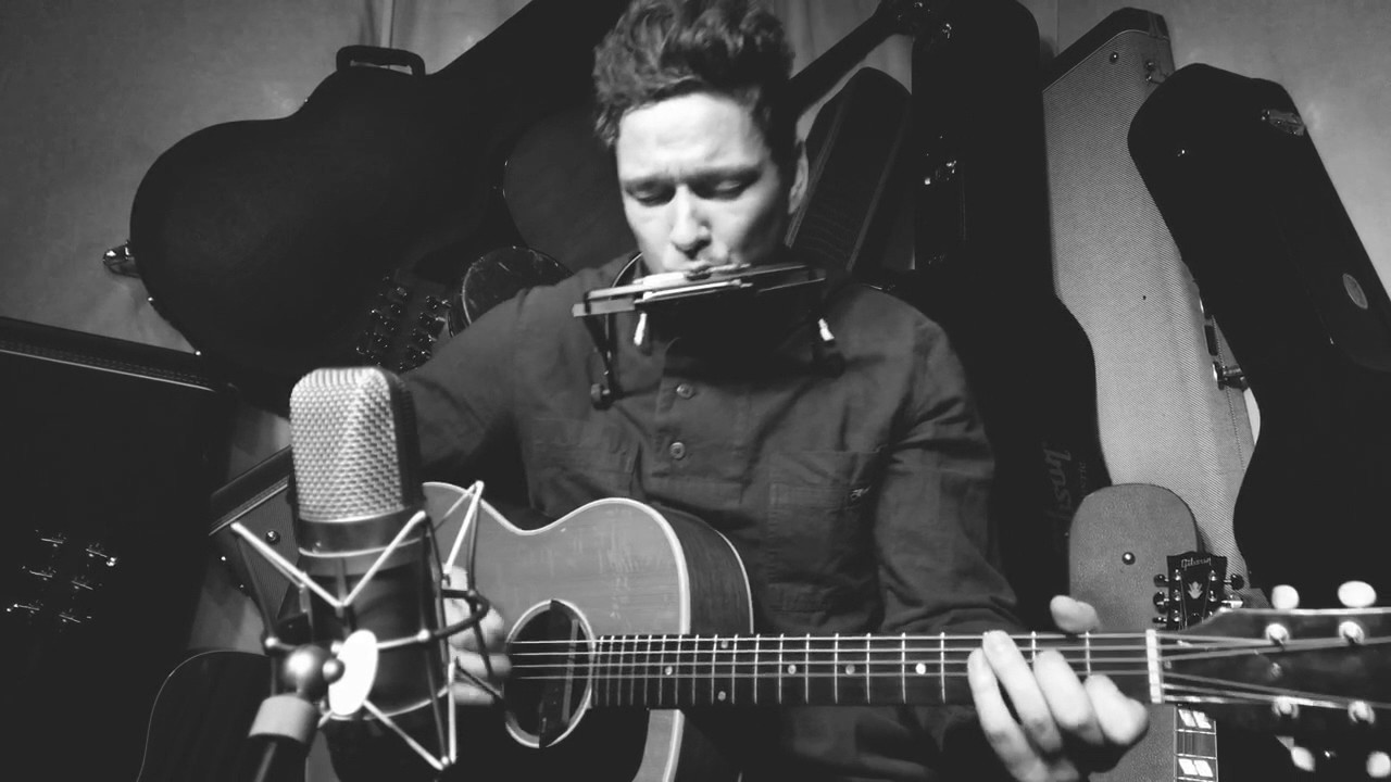 Frederik Elsner GL - Tunniussineq acoustic live