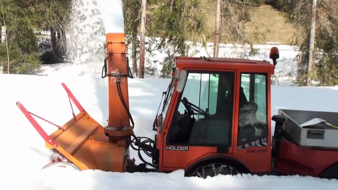 Holder C 9.88 H mit Westa Schneefräse