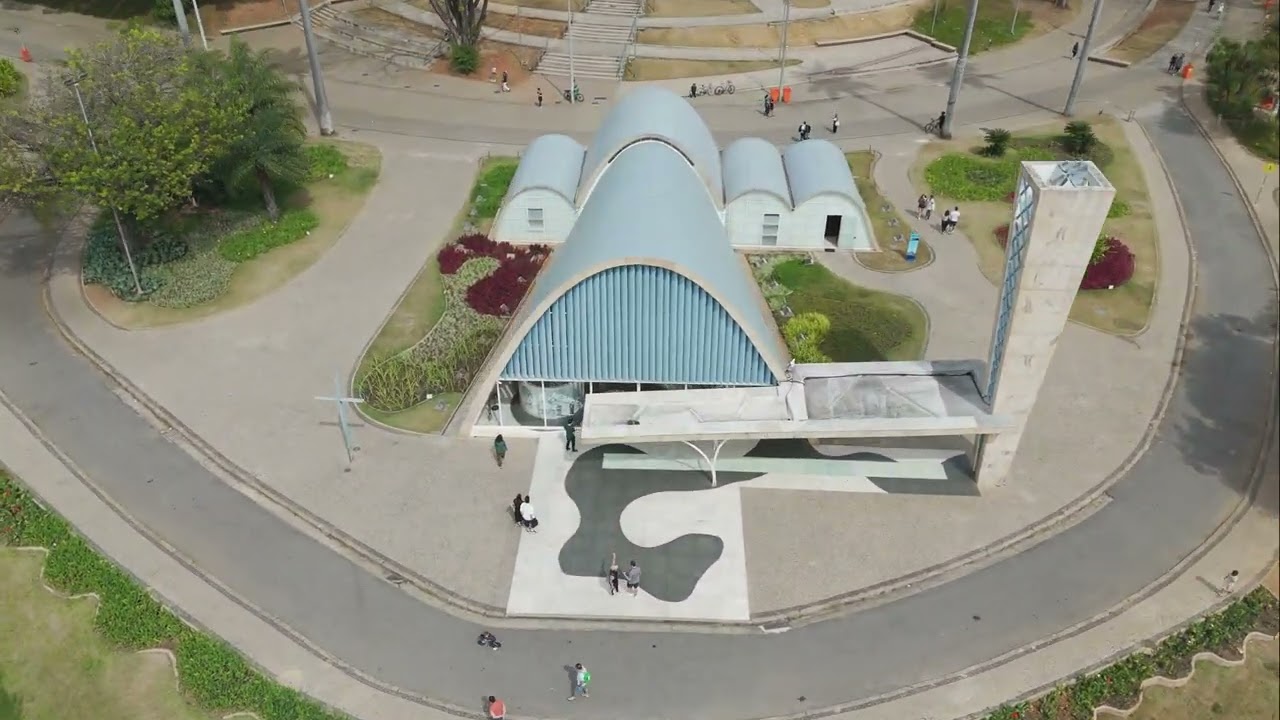 Igrejinha da Pampulha! Santuário S. Francisco de Assis, na Pampulha-BH, com drone DJI mini4 pro
