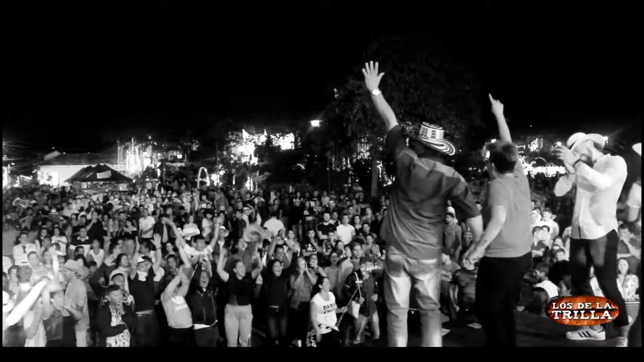 Los De La Trilla - LA LICENCIADA  ( video )
