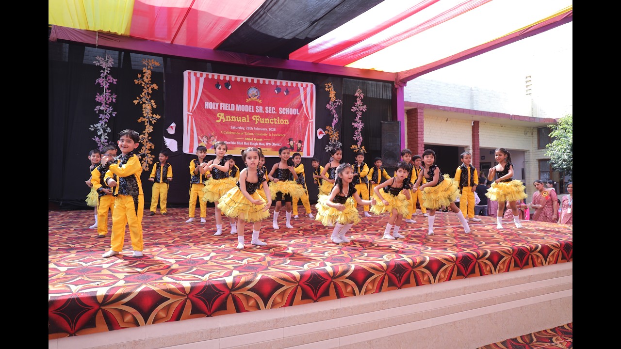 UKG के नन्हे सितारों का कमाल 😍 | जिंदगी एक सफर है सुहाना | Annual Function 2026